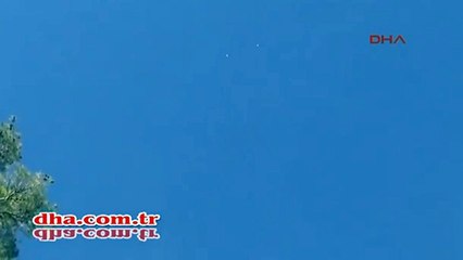 Syrian rebels firing at Russian Pilots of Su-24!