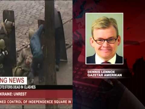 SITUATA NE KIEV GAZETARI AMERIAN TREGON DHUNEN E USHTRUAR MBI PROTESTUESIT LAJM