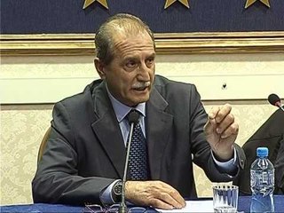 SHOQATA E AUTOBUSEVE RRISIM CILESINE E SHERBIMEVE, FURGONET NESER NE PROTESTA LAJM