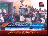 Main paanch ginunga mujhe mukamil silence chahiye :- Imran Khan got angry on participants in Youth Convention