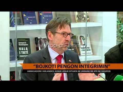 Bojkoti pengon integrimin - Top Channel Albania - News - Lajme
