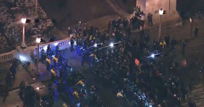 Chicago sous tension après la diffusion d’une vidéo d’un Noir abattu par un policier blanc