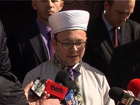 NDERTIMI I XHAMISE SE MADHE KREU I RI I MYSLIMAVE OPTIMIST,VELIAJ PREMTON NISJEN E PUNIMEVE LAJM