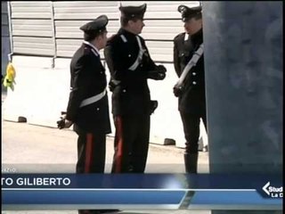 Tải video: MASAKER NE FAMILJE ITALI,NENA SHQIPTARE VRET ME THIKE 3 VAJZAT E SAJ TE MITURA LAJM