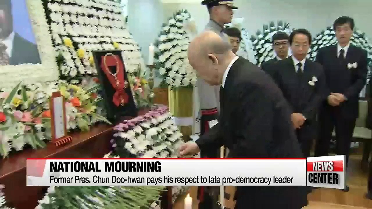 Mourners continue to pay respects to late Pres. Kim Young-sam