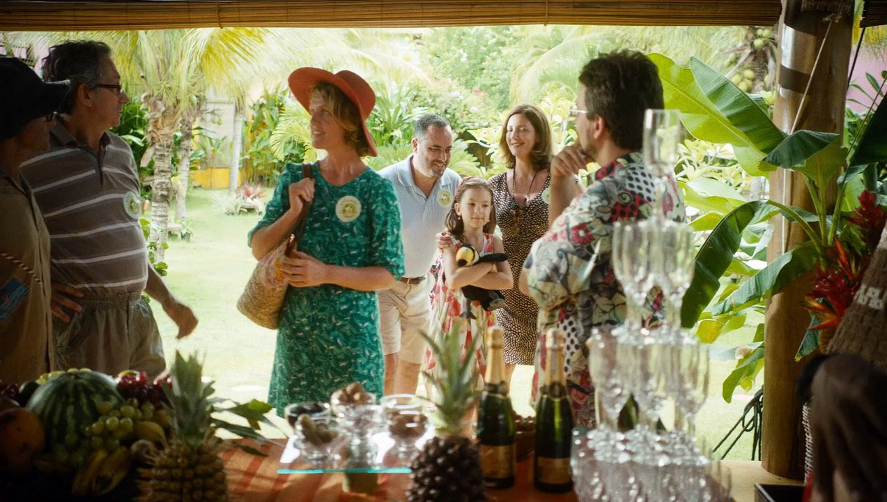 Babysitting 2 / Extrait "La Grotte" [Au cinéma le 2 décembre 2015]