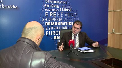 BYLYKBASHI: GJYQESORI, NEN PRESIONIN POLITIK