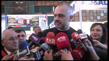 EDHE POLITIKA MES TIRANES DHE ELBASANIT