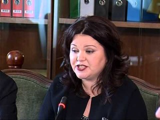 RAPORTI VJETOR I AMA DEBAT NE KOMISIONIN E MEDIAS PER MANDATIN E KRYETARES BUSHATI LAJM