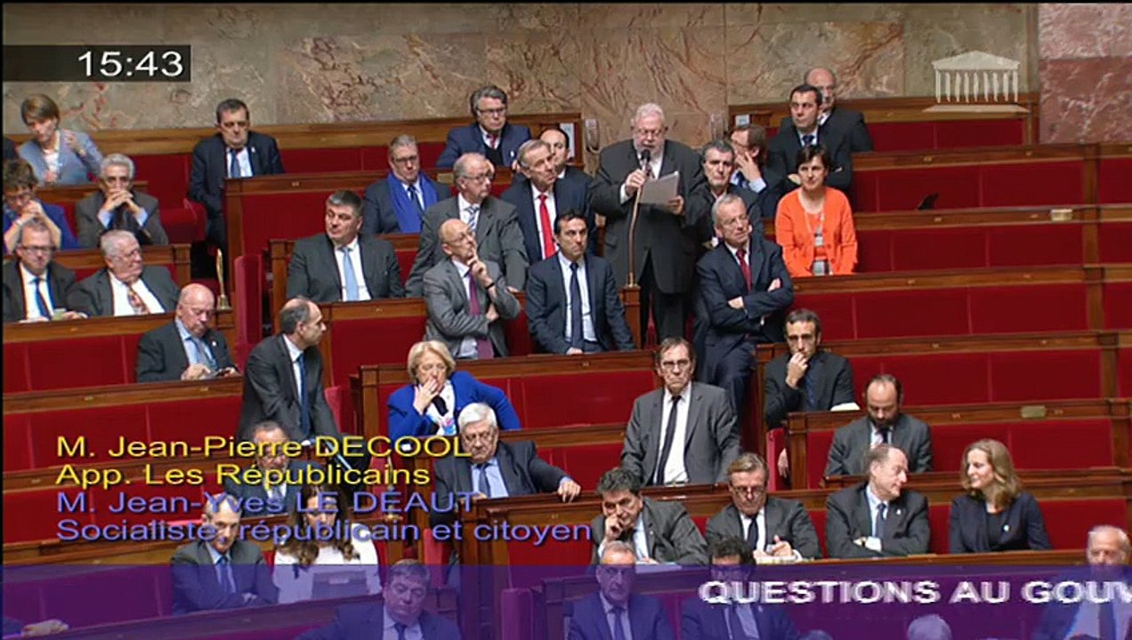 Question d'actualité au Gouvernement du député Jean-Pierre Decool sur les centres d'accueil pour migrants