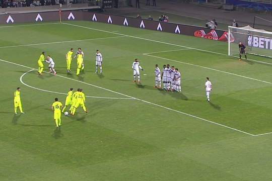 Zap Foot du 25 novembre : le coup franc de Willian, l'étonnante combinaison de La Gantoise, il prend un rouge et pète littéralement les plombs etc.