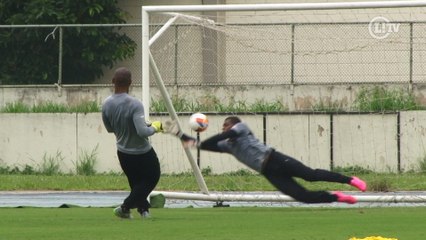'Só goleiro?’ Jefferson mostra que também sabe fazer gols