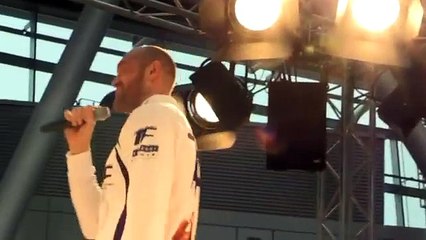 Tyson Fury serenades the World Heavyweight Champion Wladimir Klitschko