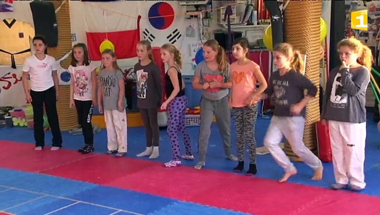 Initiation au taekwondo pour les jeunes scolaires