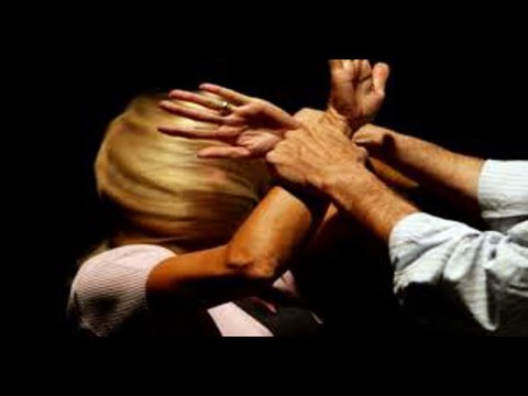 Giornata Mondiale contro la Violenza sulle Donne: intervista a Elisabetta, da vittima a sostegno per donne in difficoltà