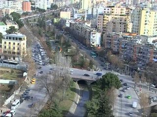 LAJME BLLOK NGA VENDI SHQIPERIA MENAXHON VETE FONDET E BE,PD VIJON ME DENONCIMET LAJM