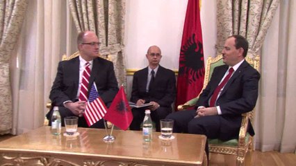 MORRE: KORRUPSIONIN E LUFTON DREJTESIA, JO POLITIKA