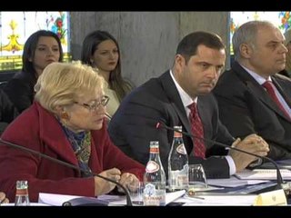 KESHILLI EKONOMIK EKONOMISTE TE NJOHUR KANE VLERESUAR MARREVESHJEN ME FMN LAJM