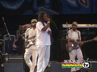 TRAIN TO ROOTS live @ Main Stage 2006