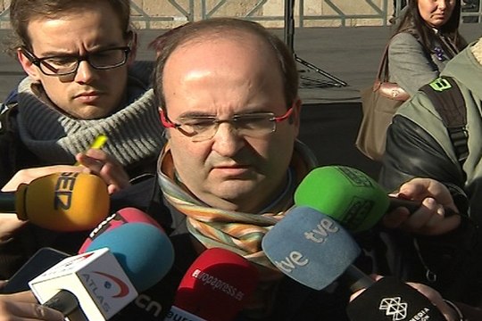 Iceta pide a Govern y Moncloa que afronten los impagos