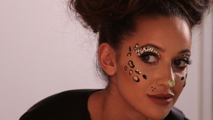 Get ready with Roxie: Halloween Make-up