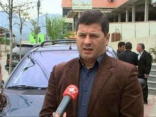 DEBATI PER PERGJIMET DEPUTETET E PS,"VISHO AJAZI DO TE PYETET EDHE NE KOMISION" LAJM