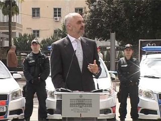 NJE EPOKE E RE ANTIKRIM KRYEMINISTRI RAMA,"TANI MAKINAT E POLICISE ME KAMERA" LAJM