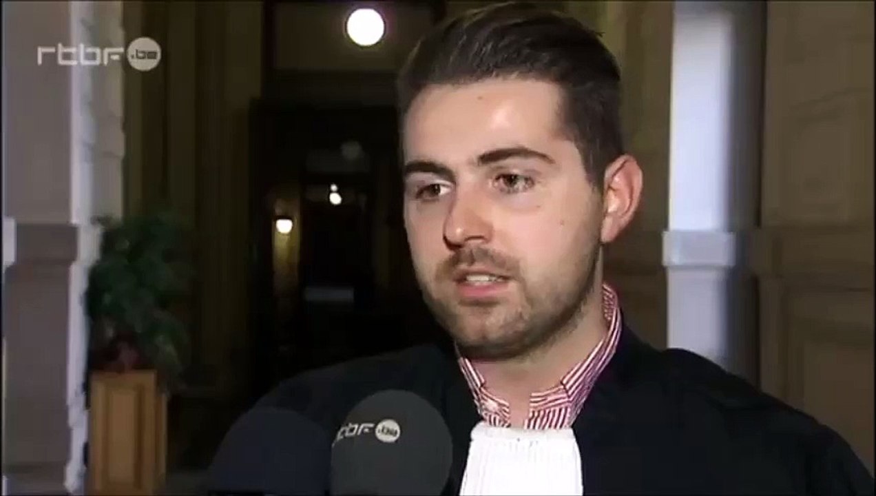 "Mon client avait des kalashs parce qu'il fait des brocantes"