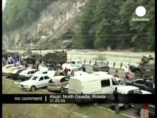 GAZETARET GJEORGJIANE USHTRIA RUSE LIRON TRUPEN E GAZETAREVE NE OSETINE E JUGUT LAJM