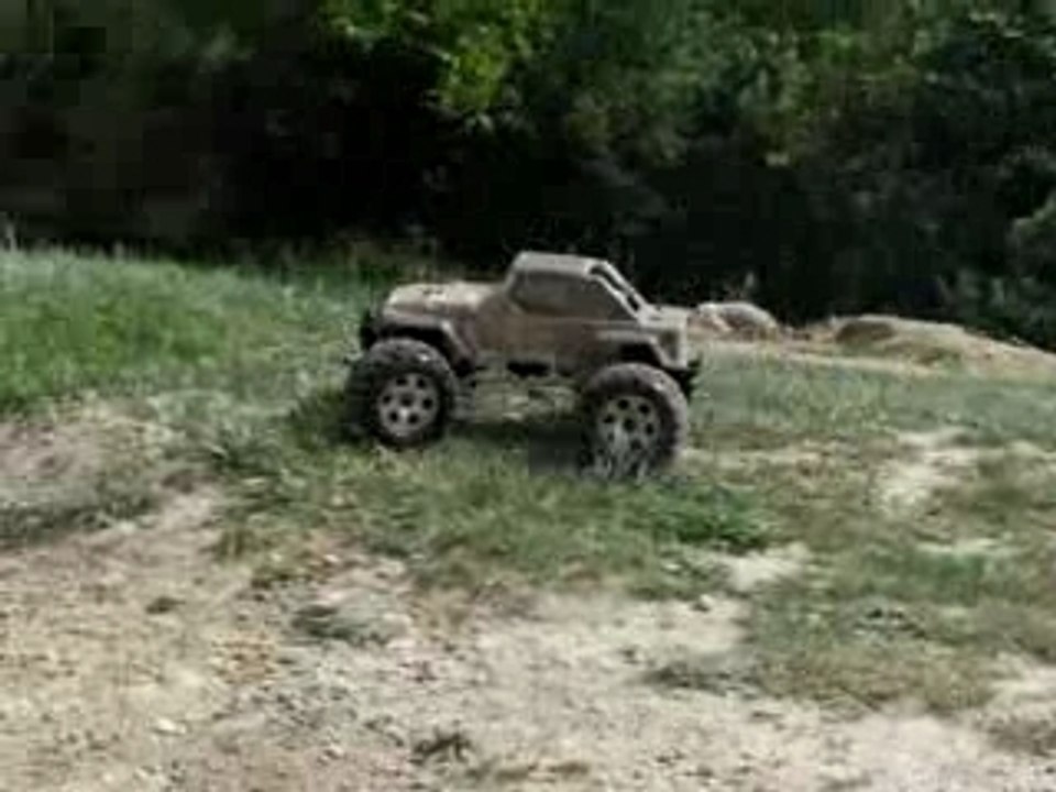Savage S25 dans la boue