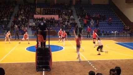 UMB VOLEJ, SHPALLET KAMPION NE VOLEJBOLLIN E FEMRAVE