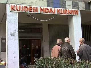 DENONCIMI I TE VERBEREVE DETYROHEN TE PAGUAJNE TAKSEN PER TELEVIZIONIN SHQIPTAR LAJM