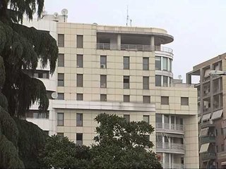 BLLOK NGA VENDI DEBATE PER AMA N,PS REAGON PER PROCESIN E LEGALIZIMEVE LAJM