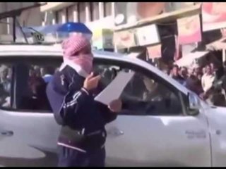 KRYQEZIME NE SIRI RADIKALET ISLAMIKE KRYQEZOJNE DY TE KRISHTERE NE RAQA LAJM