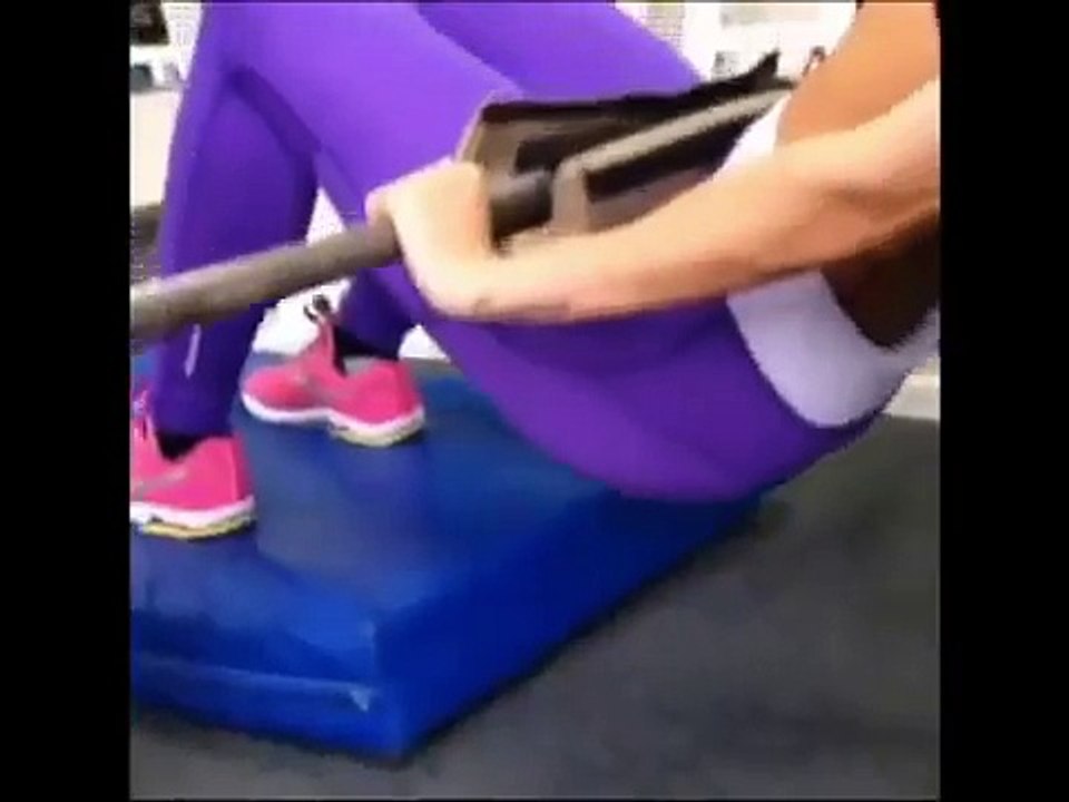 #2 CLAUDIA SAMPEDRO - Fitness Model: Exercises and training routines @ Cuba