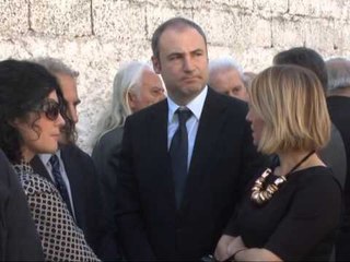 HOMAZHE AMIK KASORUHOS DURRES,MESHE PERSHPIRTJE PER PERKTHYESIN DHE SHKRIMTARIN LAJM mpg