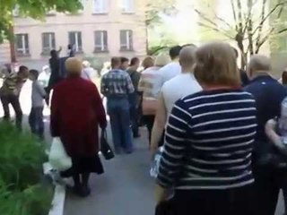 SITUATA NE DONJECK SHPALLET FITORJA E REFERENDUMIT PER NDARJEN NGA UKRAINA LAJM