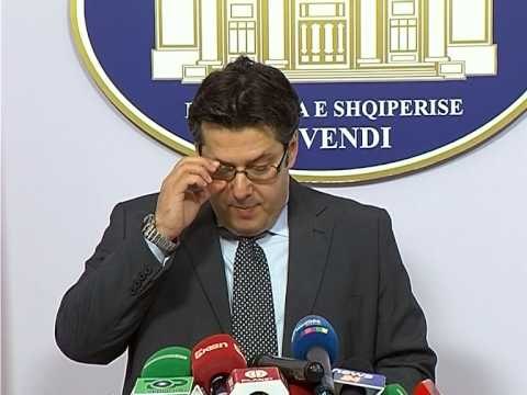 PD ME BOJKOT DHE PROTESTA BASHA DHE BERISHA, E ENJTJA NE KUVEND VETEM PER DROGEN LAJM