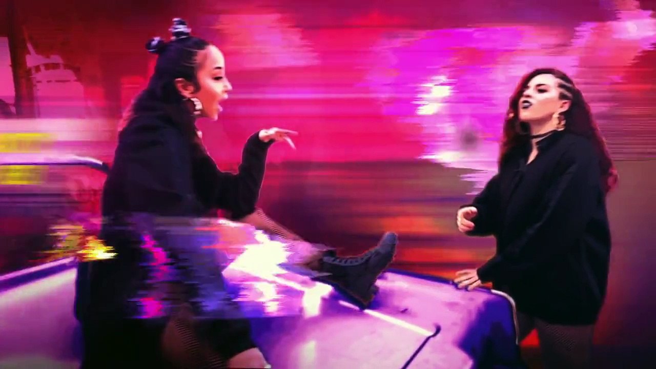 CL - ‘HELLO BITCHES’ DANCE PERFORMANCE VIDEO