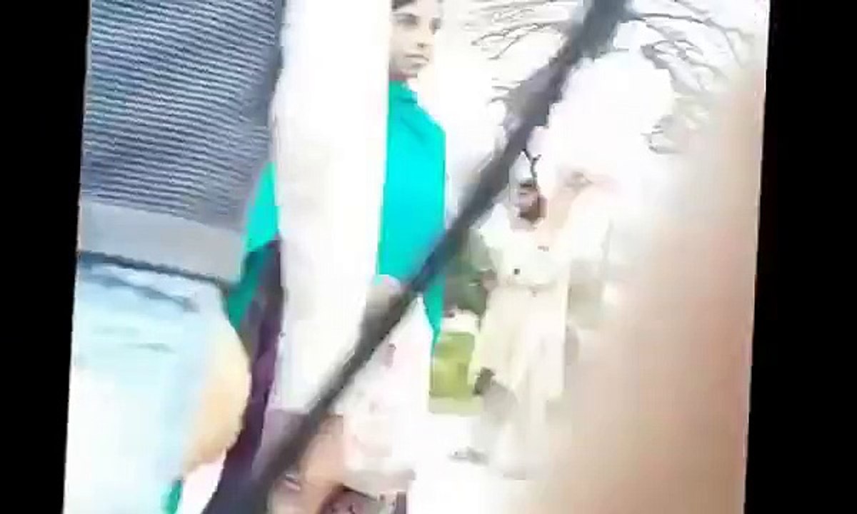 Paki Girls Fun in Park of Lahore