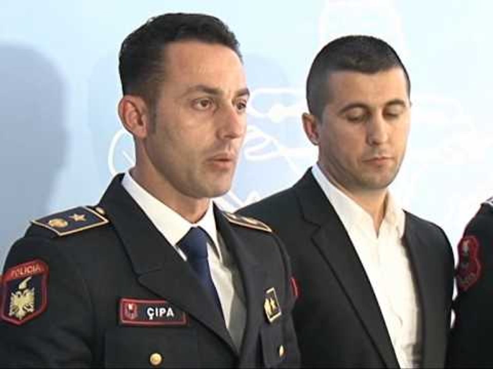 KAPET BANDA E TRITOLIT POLICIA E TIRANES,"KAPEM SASINE ME TE MADHE NDONJEHERE" LAJM