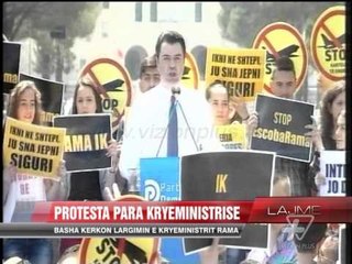 Protesta e PD-së para kryeministrisë - News, Lajme - Vizion Plus