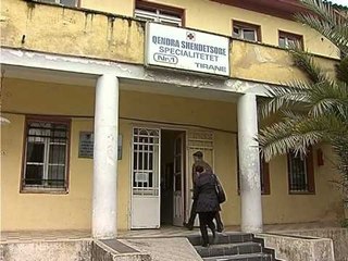 ILIR BEQAJ NE "DEBAT +" SQARON PROJEKTIN PER DALJEN ME VETE TE SHERBIMIT TE URGJENCES LAJM