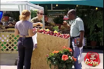 Fruit  Thief  Drag  Queen   Hidden  Camera  Gag
