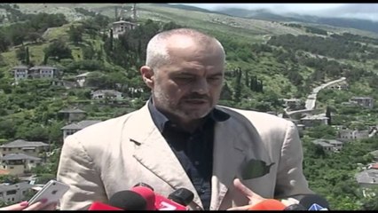 RAMA NGA GJIROKASTRA: DEMOKRATET JU HARRUAN
