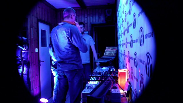 Deep Sesje Weekly Show 112 Mixed By TOM45 and Focuset