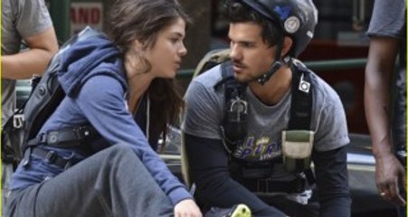 Watch Eddie Izzard: Glorious Full Movie ™