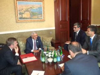 GJIKNURI NE AZERBAJXHAN TAKIM ME HOMOLOGUN AZER PER PROJEKTIN E GAZSJELLESIT "TAP" LAJM