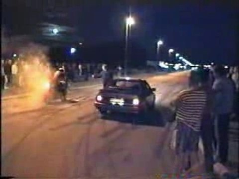 Ford Sierra Cosworth 4x4 vs Yamaha R1