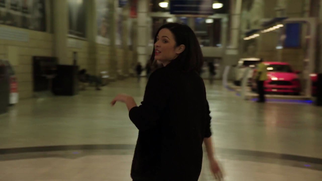 Les fans des raptors invités à danser sur Hotline Bling de Drake...